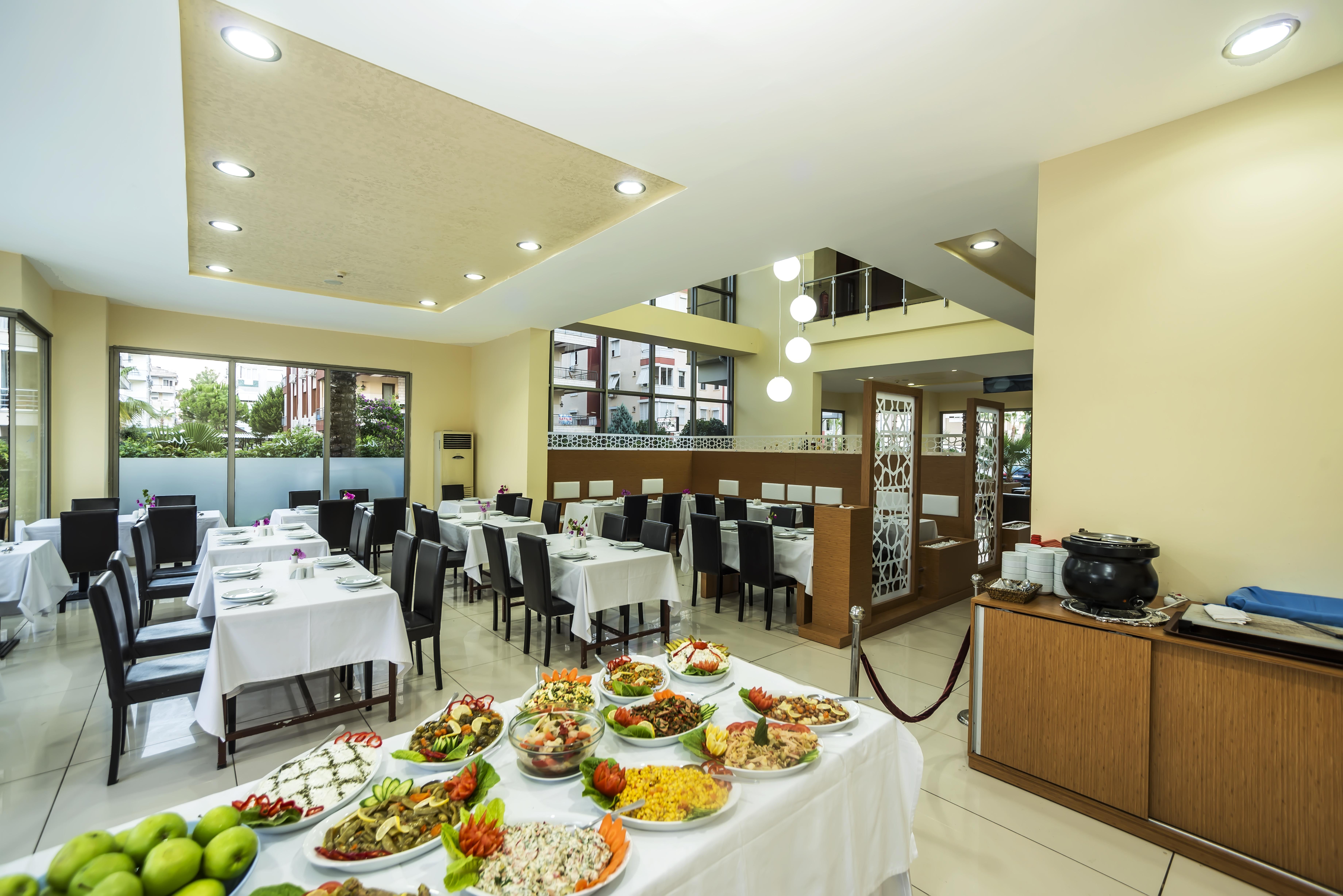 Santa Marina Hotel Анталия Екстериор снимка